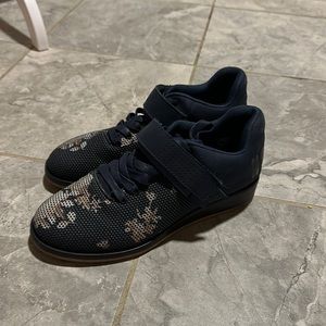 No bull lifter navy shoes size 8